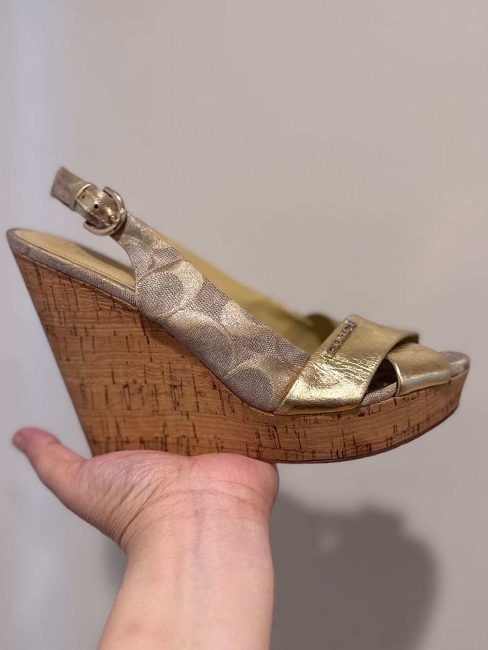 Coach Jessy Signature Cork Wedge Sandals – Gray – Women’s 7.5B 🤍🔥